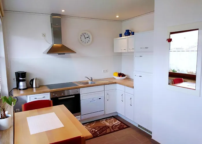 Апартаменты Helena *